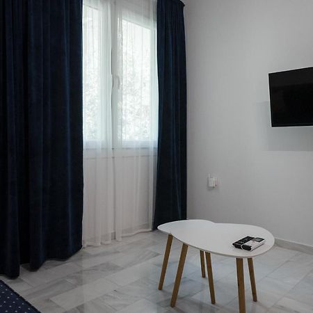Az Modern Studio Volos Buitenkant foto