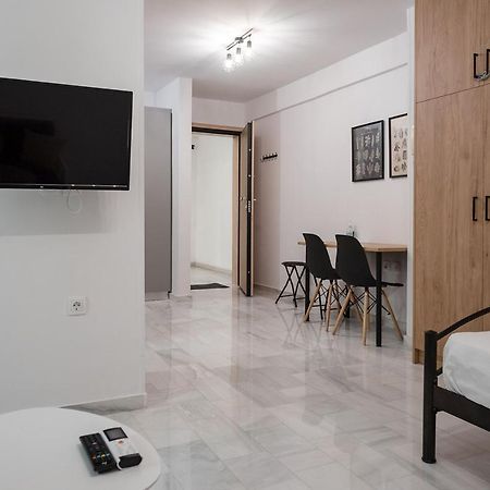 Az Modern Studio Volos Buitenkant foto